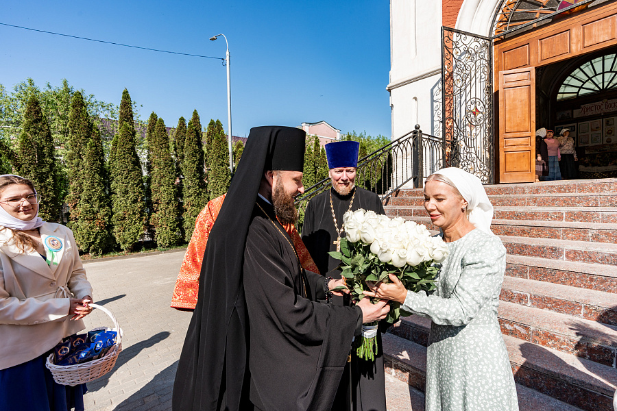 Божественная литургия во Всехсвятском храме города Серпухова